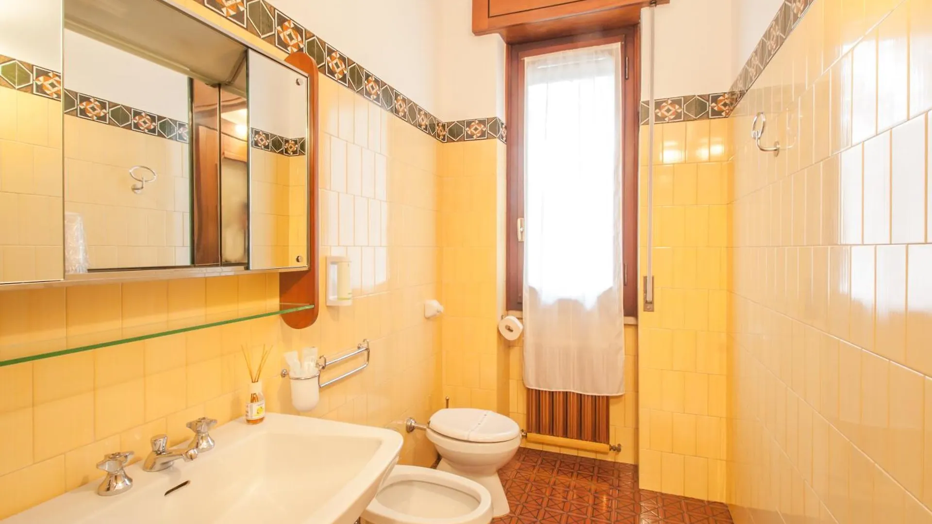 Villa Paradis B&B Airuno Bed & Breakfast