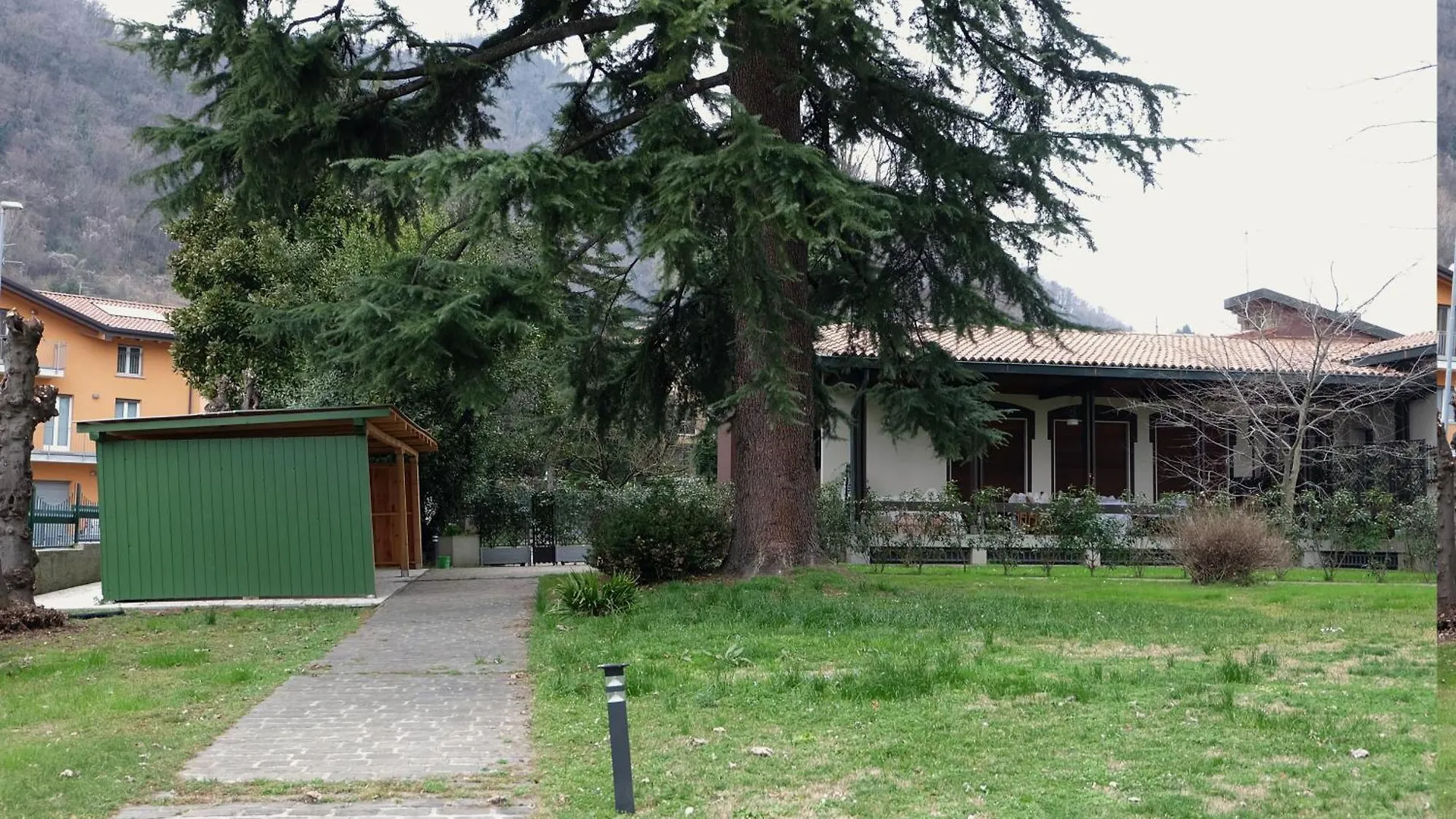 Bed & Breakfast Villa Paradis B&B Airuno