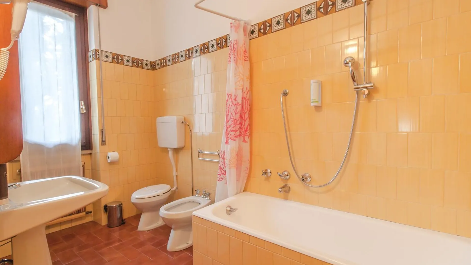Bed & Breakfast Villa Paradis B&B Airuno Italy